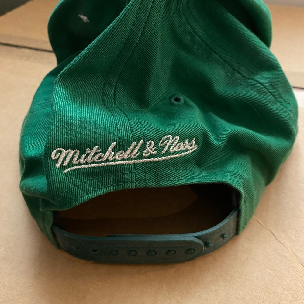 Mitchell And Ness Snapback Eagles Hat - image 2